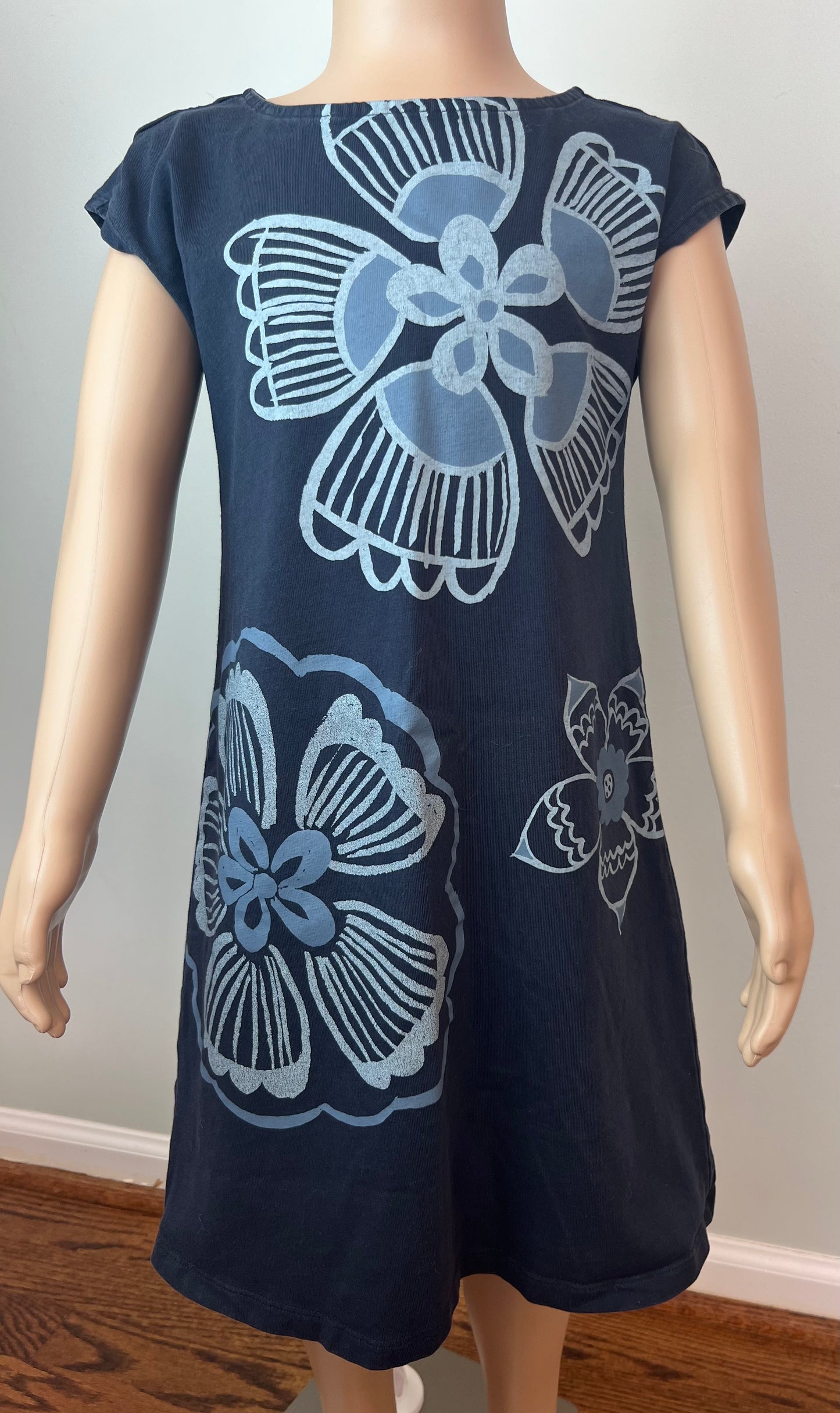 Tea Sleeveless Floral Dress