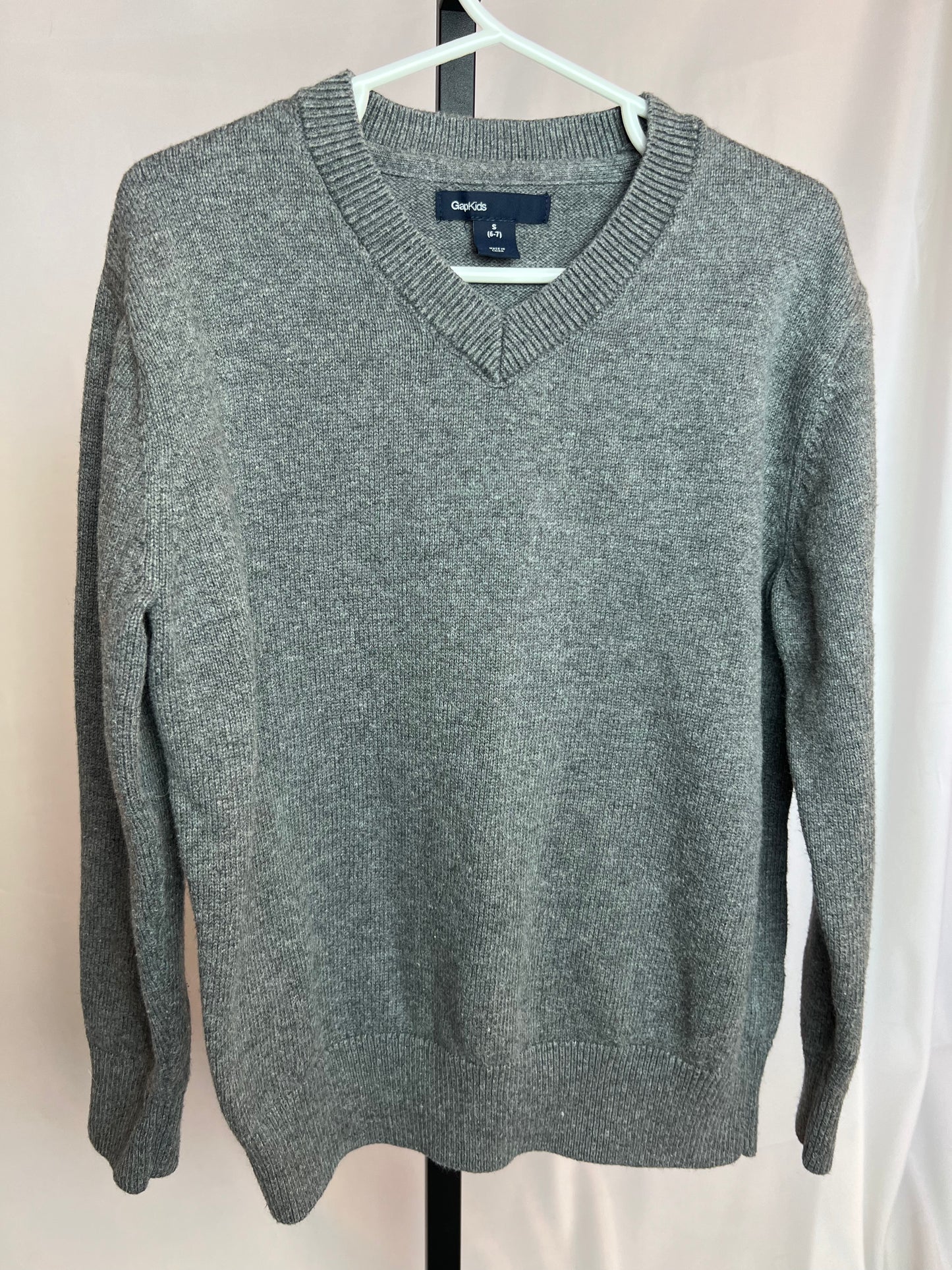 Gap V-Neck Sweater