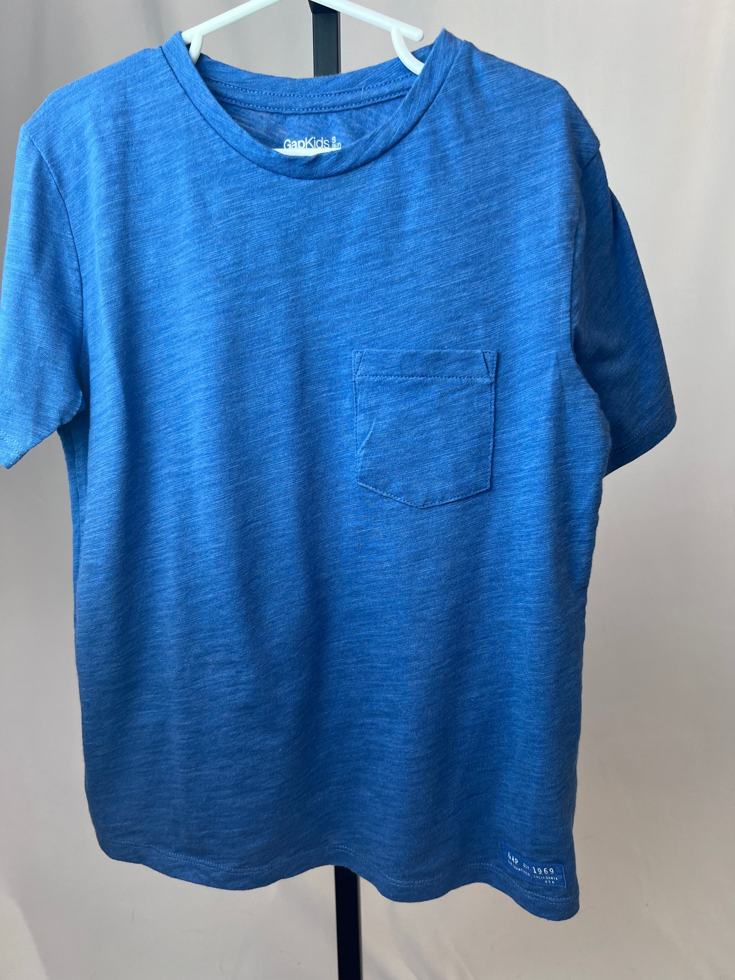 Gap Pocketed T-Shirt
