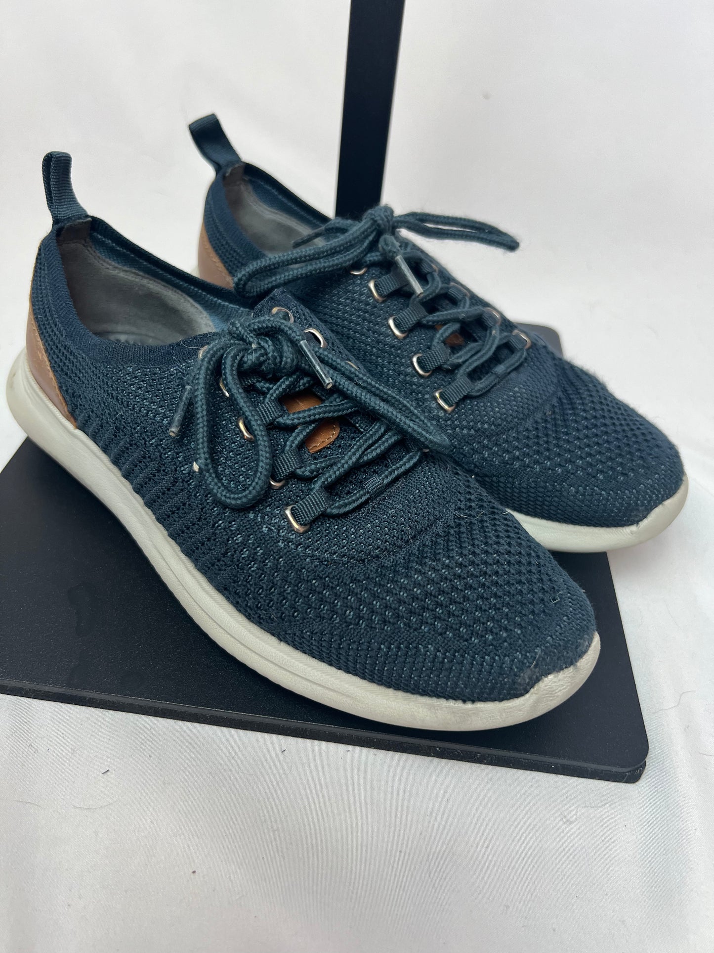 Johnston & Murphy Lace Up Boat Shoes